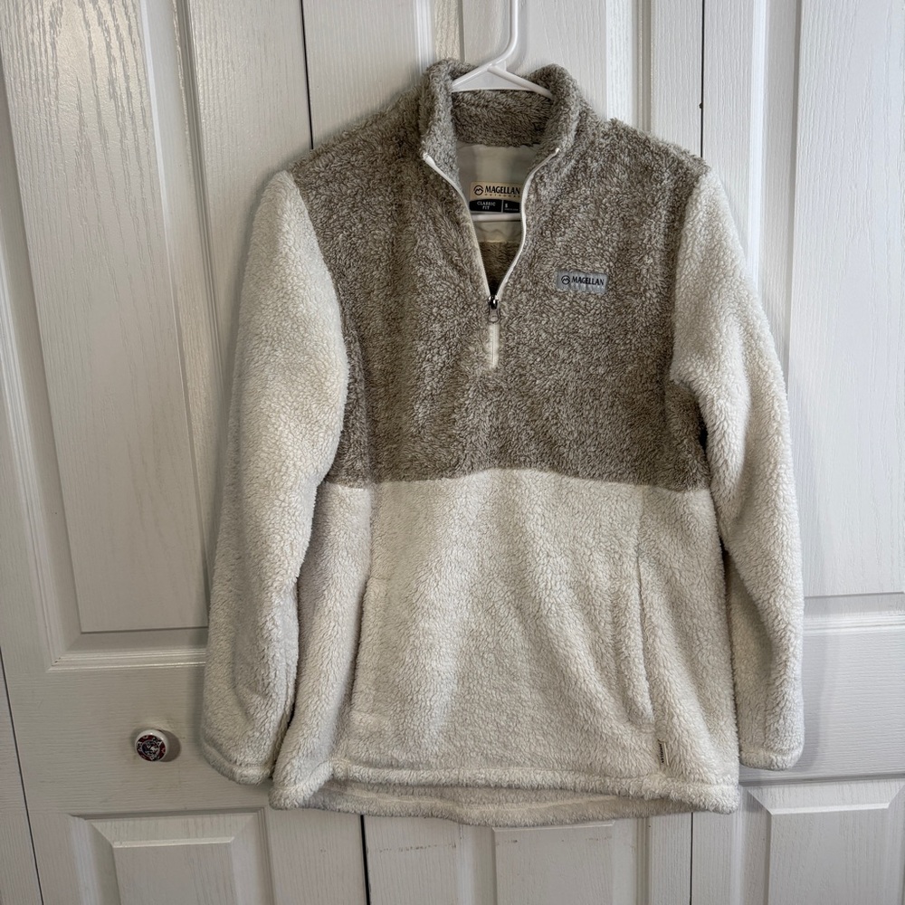 Magellan campfire fuzzy quarter‎ zip Sherpa size small